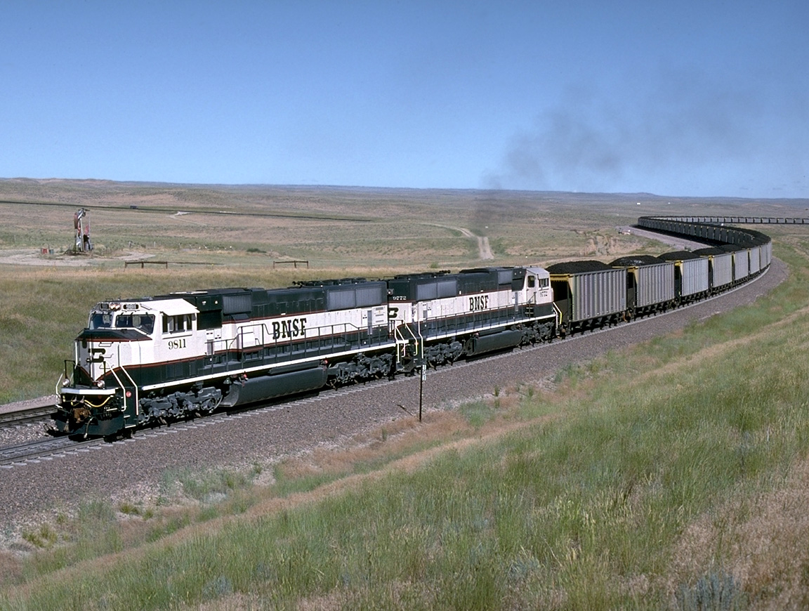 BNSF9818XL.JPG