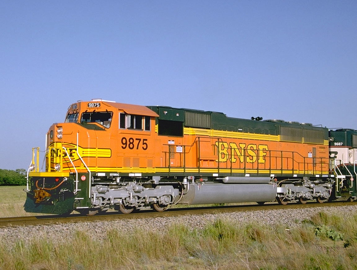 http://www.trainpix.com/SCENIC/BNSF9875XL.JPG